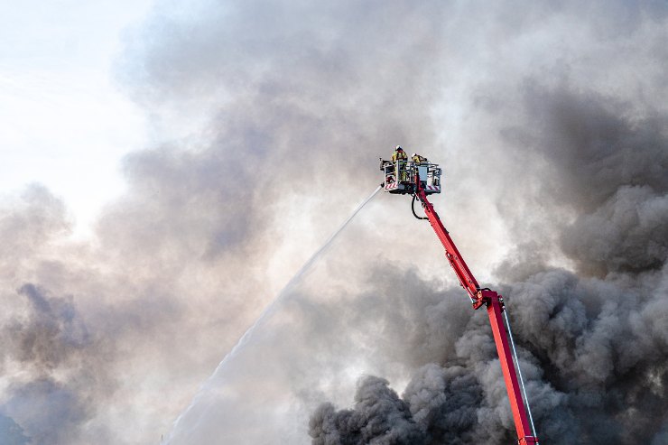 Bandi di concorso per vigili del fuoco ancora attivi in Toscana e Campania: come partecipare