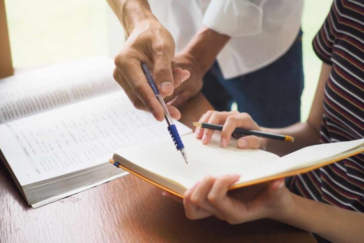 Cosa succede a tuo figlio se risponde male all'insegnante