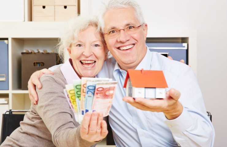 marito e moglie ricevono mille euro di pensione