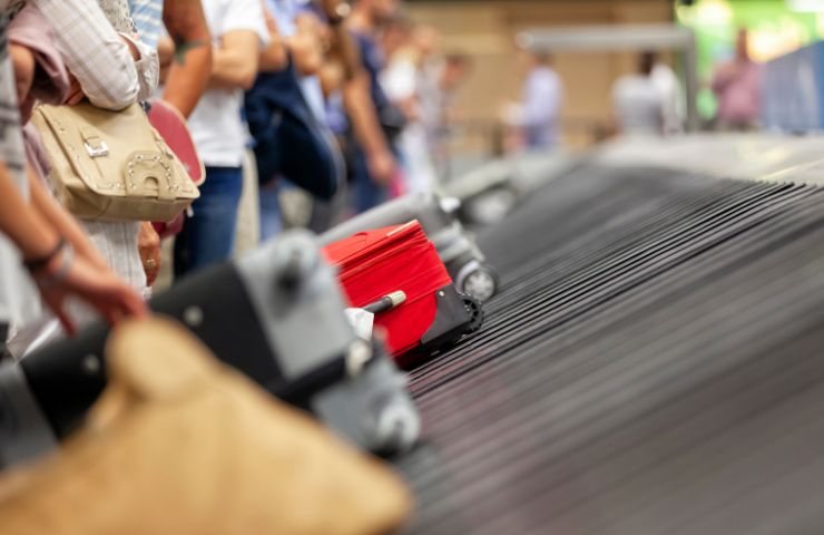 Ritiro valigie in aeroporto