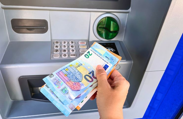 bancomat da più soldi di quelli chiesti cosa fare