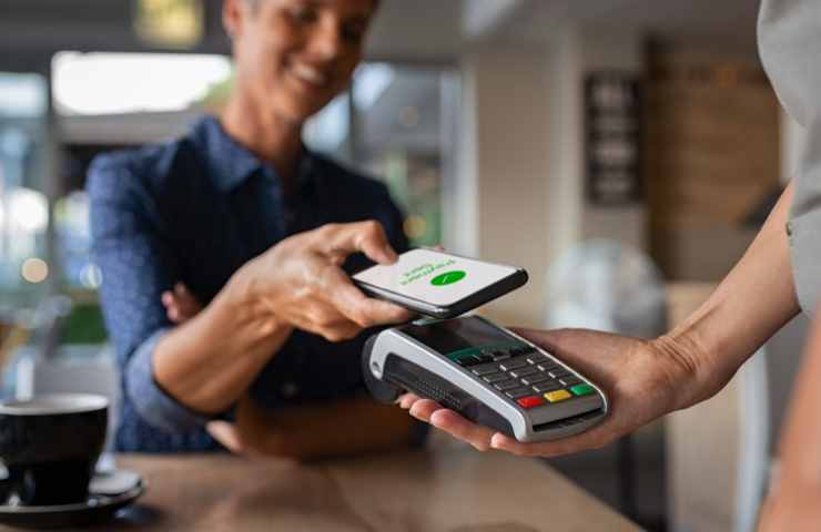 pagare con contactless