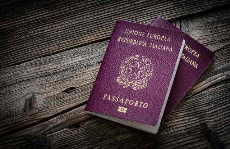 Passaporto genitori separati cosa dice la legge