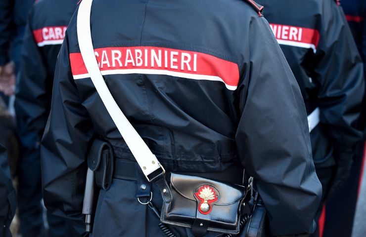 carabinieri assalto bancomat strambino Torino 