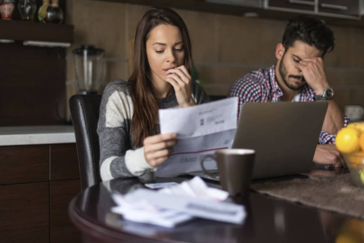 Una delle soluzioni più comuni adottate dai consumatori è il rateizzo delle bollette. Tuttavia, è importante conoscere le condizioni necessarie